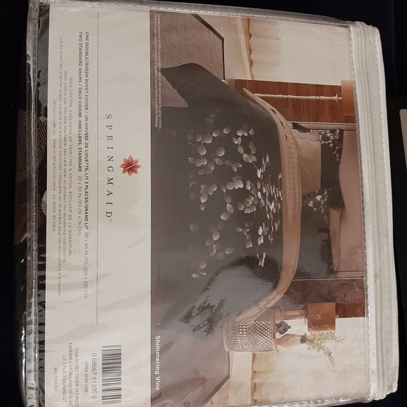 Bedding Duvet Cover - Picture 3 of 6